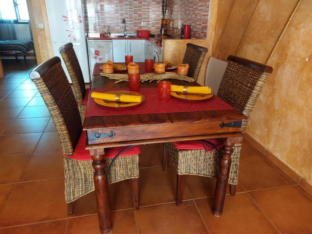 Affittacamere Ático Duplex Mijares Esterno foto